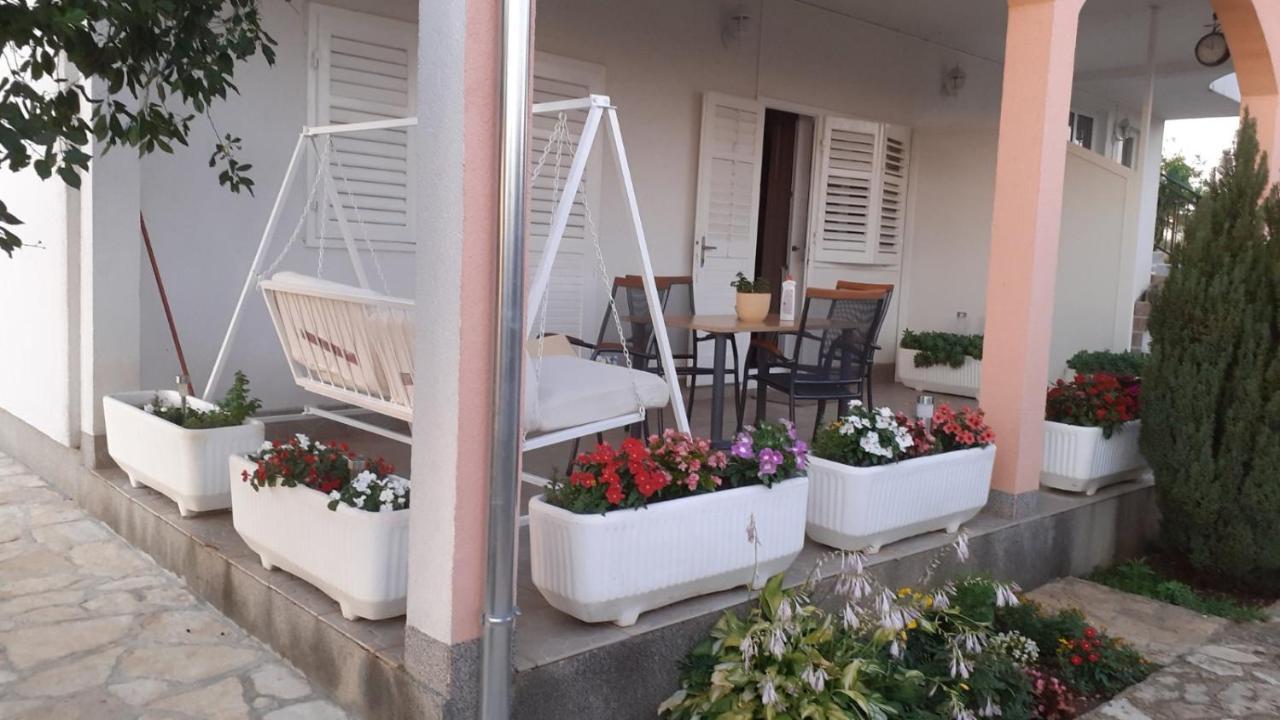 Apartment Viki Lozovac Kültér fotó