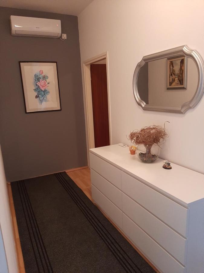 Apartment Viki Lozovac Kültér fotó