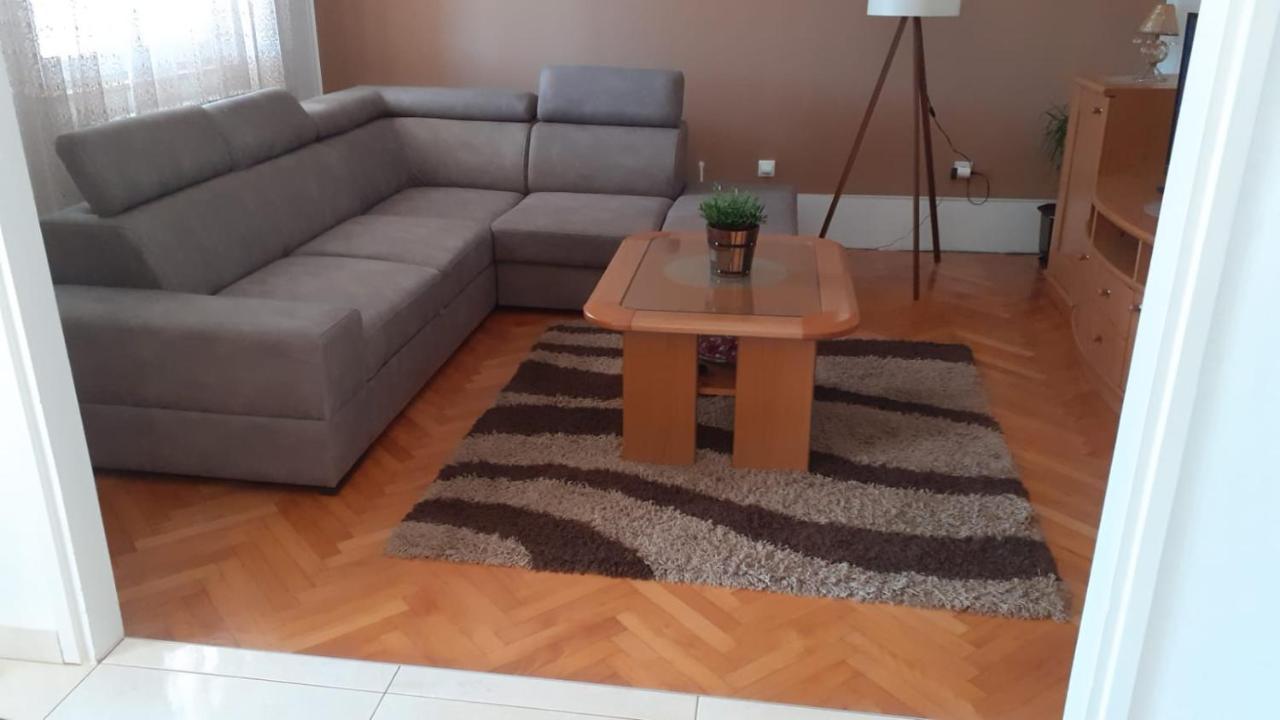 Apartment Viki Lozovac Kültér fotó