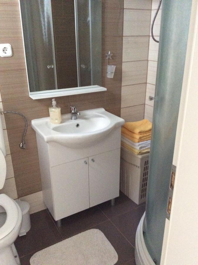 Apartment Viki Lozovac Kültér fotó